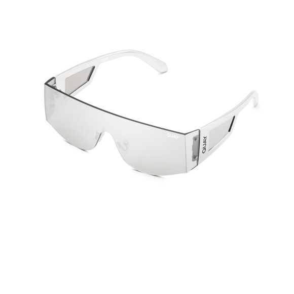 Quay Australia Accessories - COPY - Quay ladies new wave sunglasses with soft case